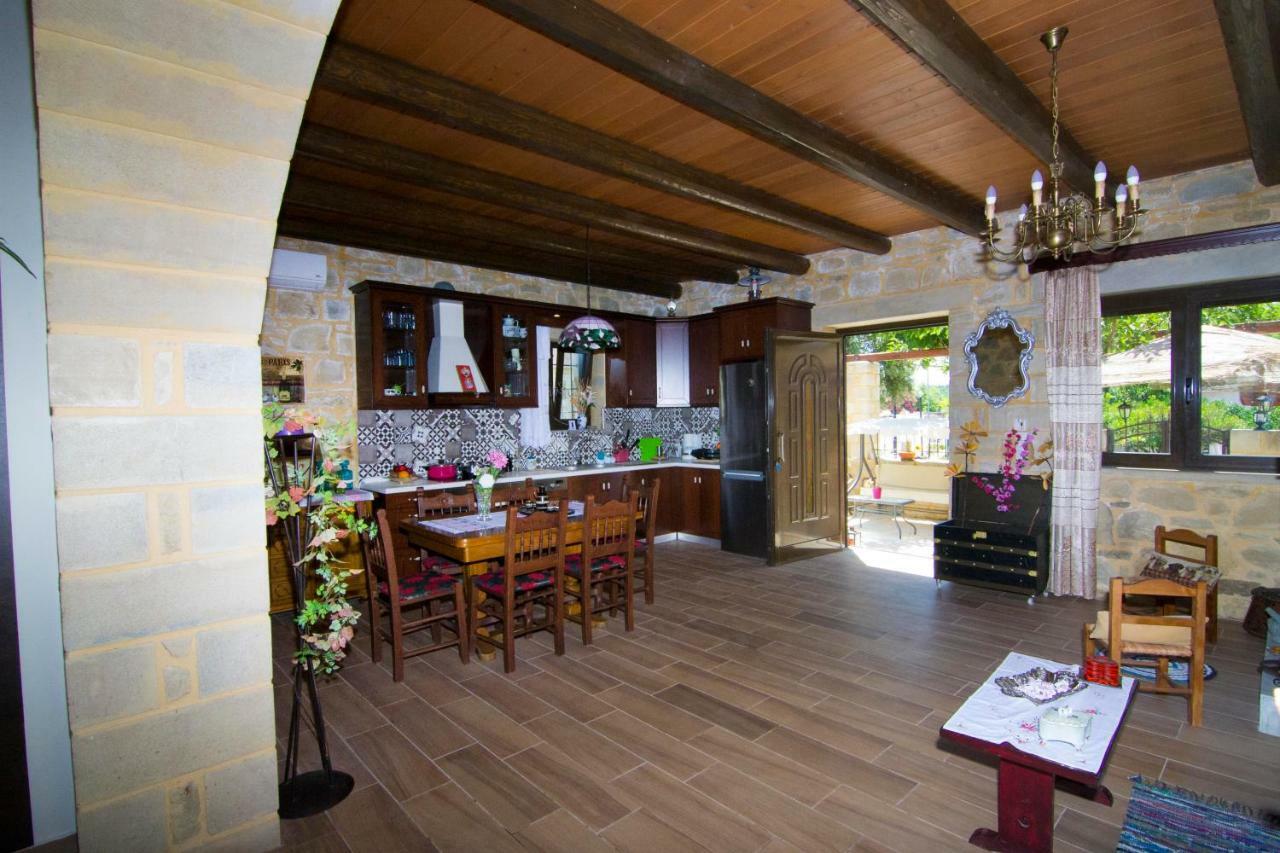 Mansion Rokka Villa Kíssamos Exteriör bild